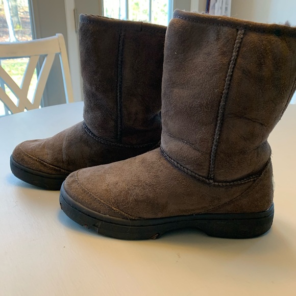 taupe ugg boots